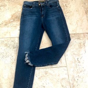 Joe’s jeans. Flawless. High rise skinny crop.